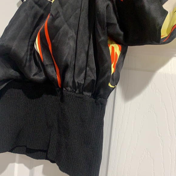 Top - Picture 7 of 7